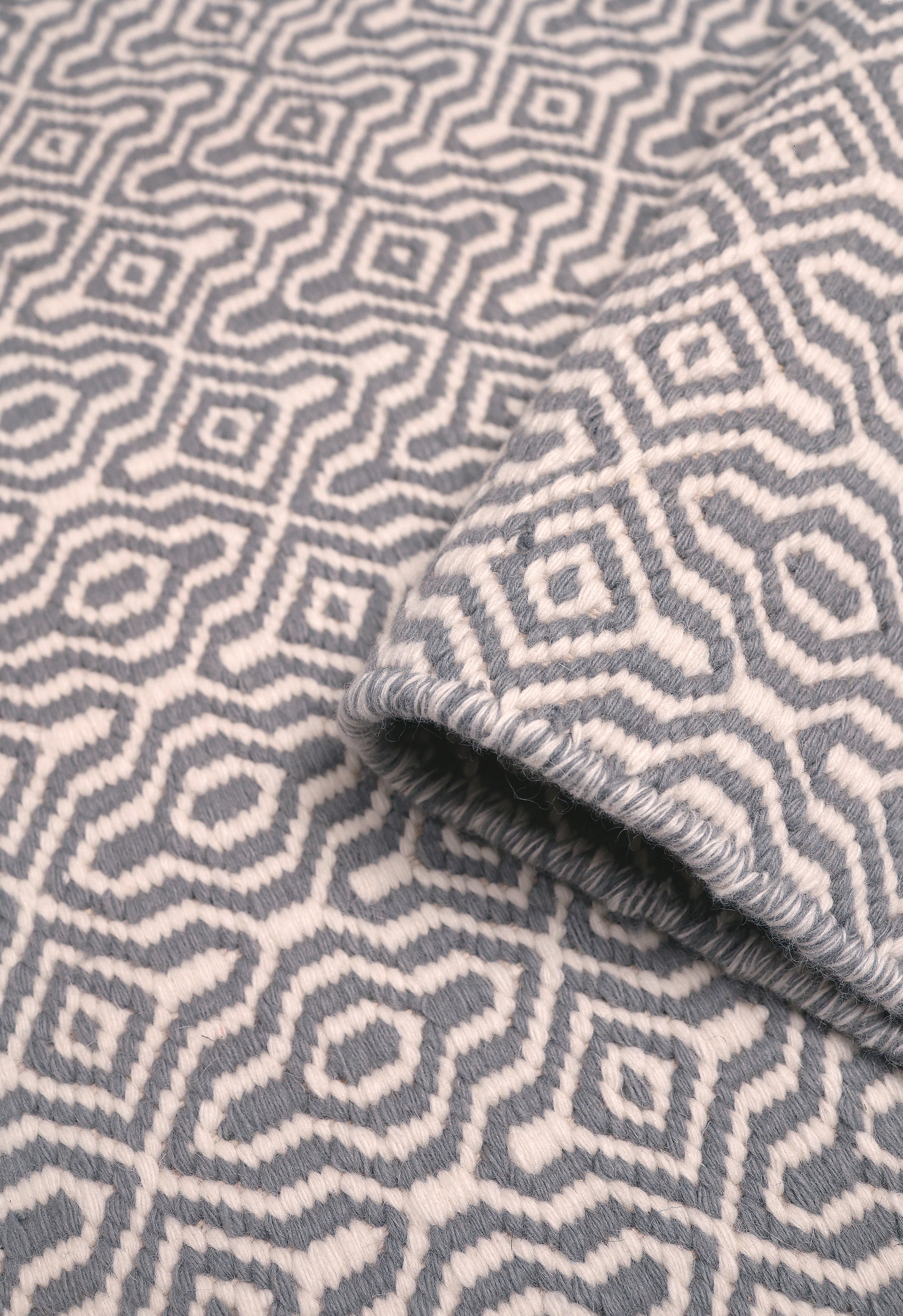 Khushi-Living-Rugs-Carpet-Durrie