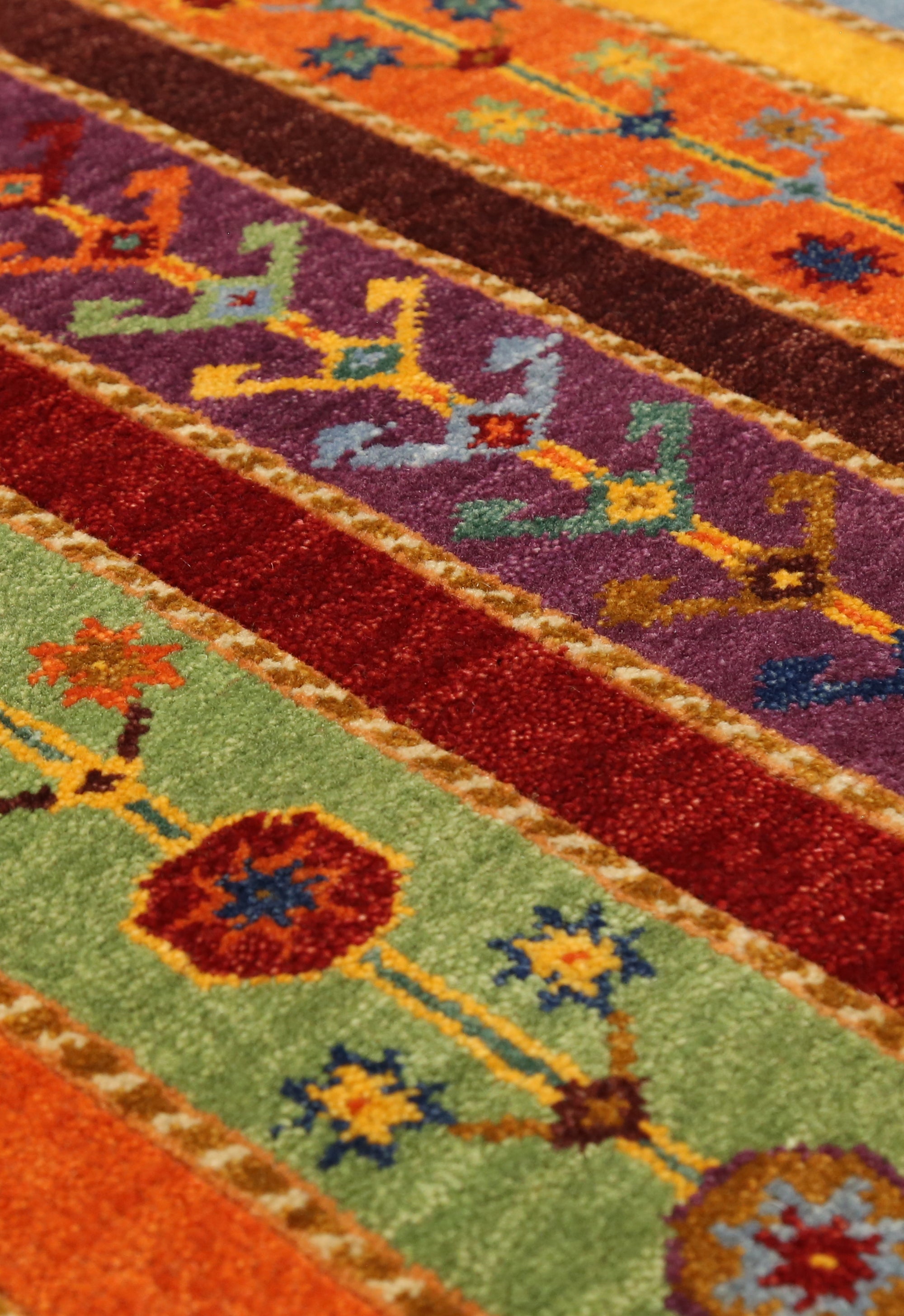 Khushi-Living-Rugs-Carpet-Hand Knotted-Traditional-Sal