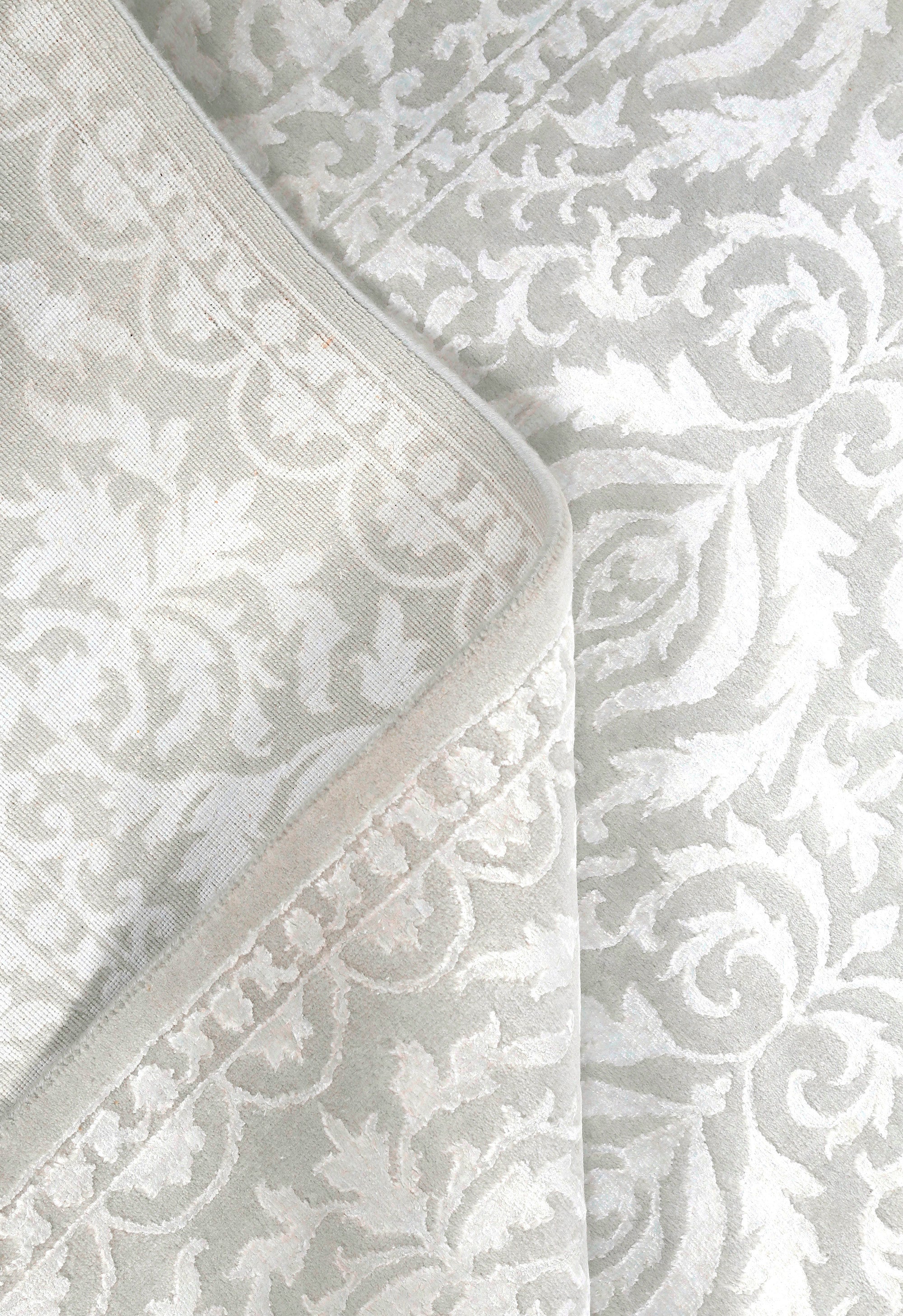 Pearl Damask