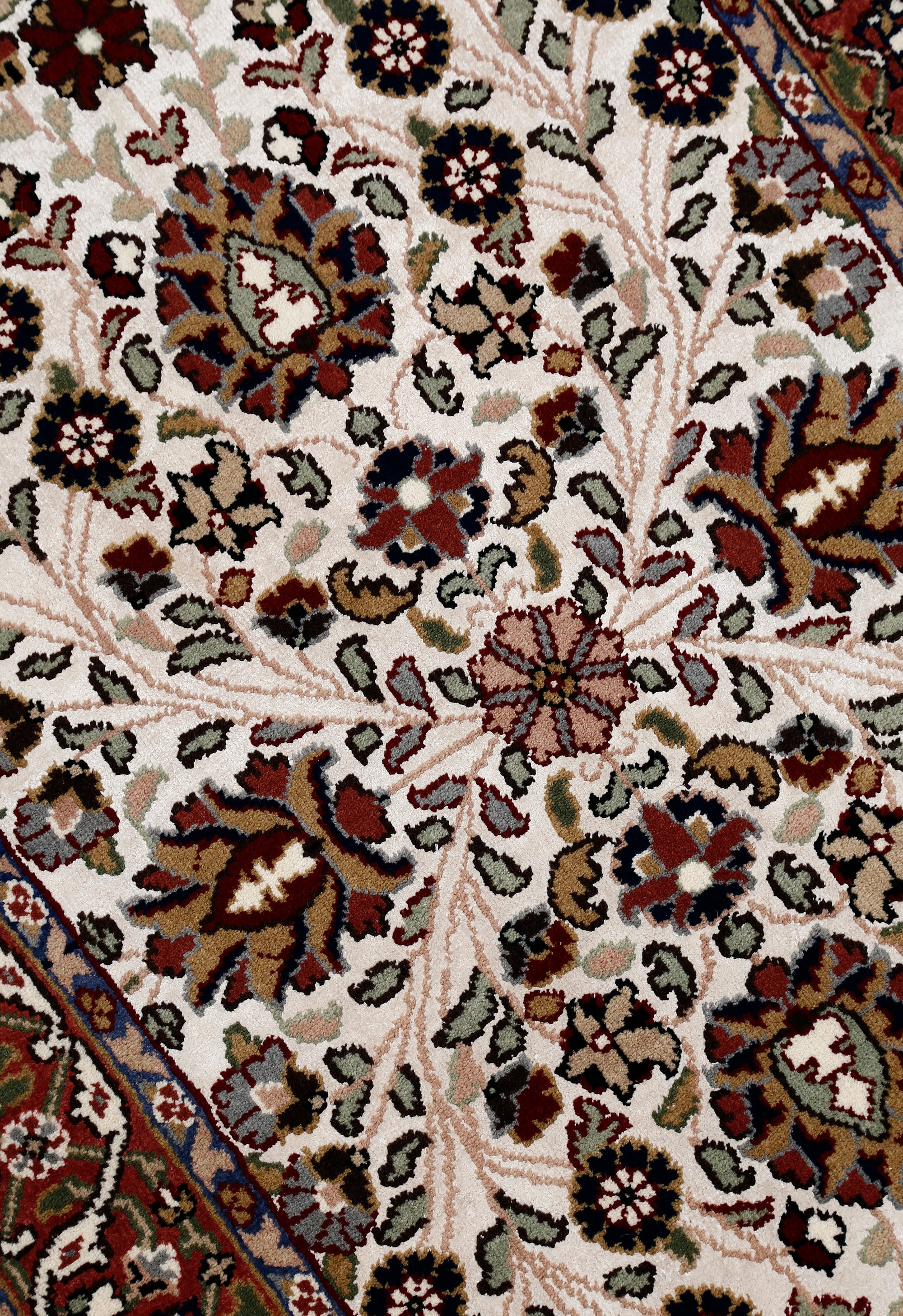 Khushi-Living-Rugs-Carpet-Hand Knotted-Traditional