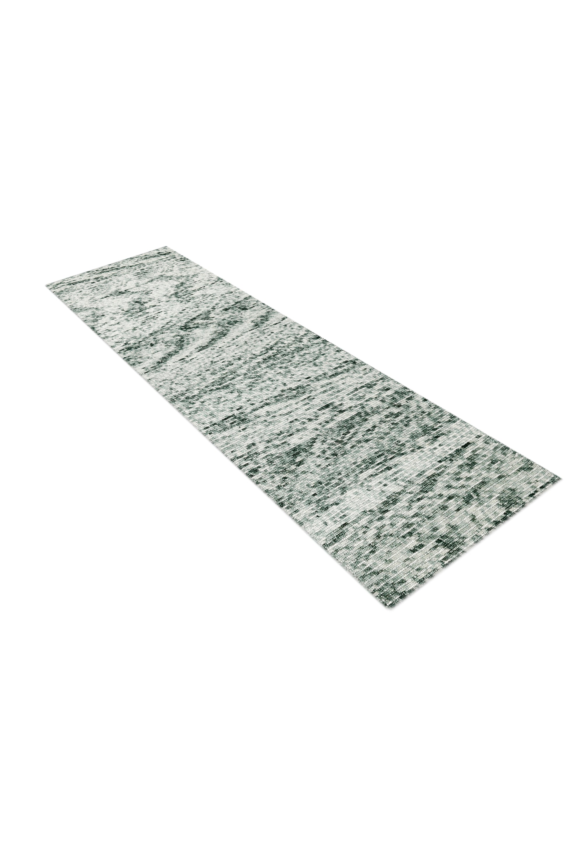 Forest Mist Runner