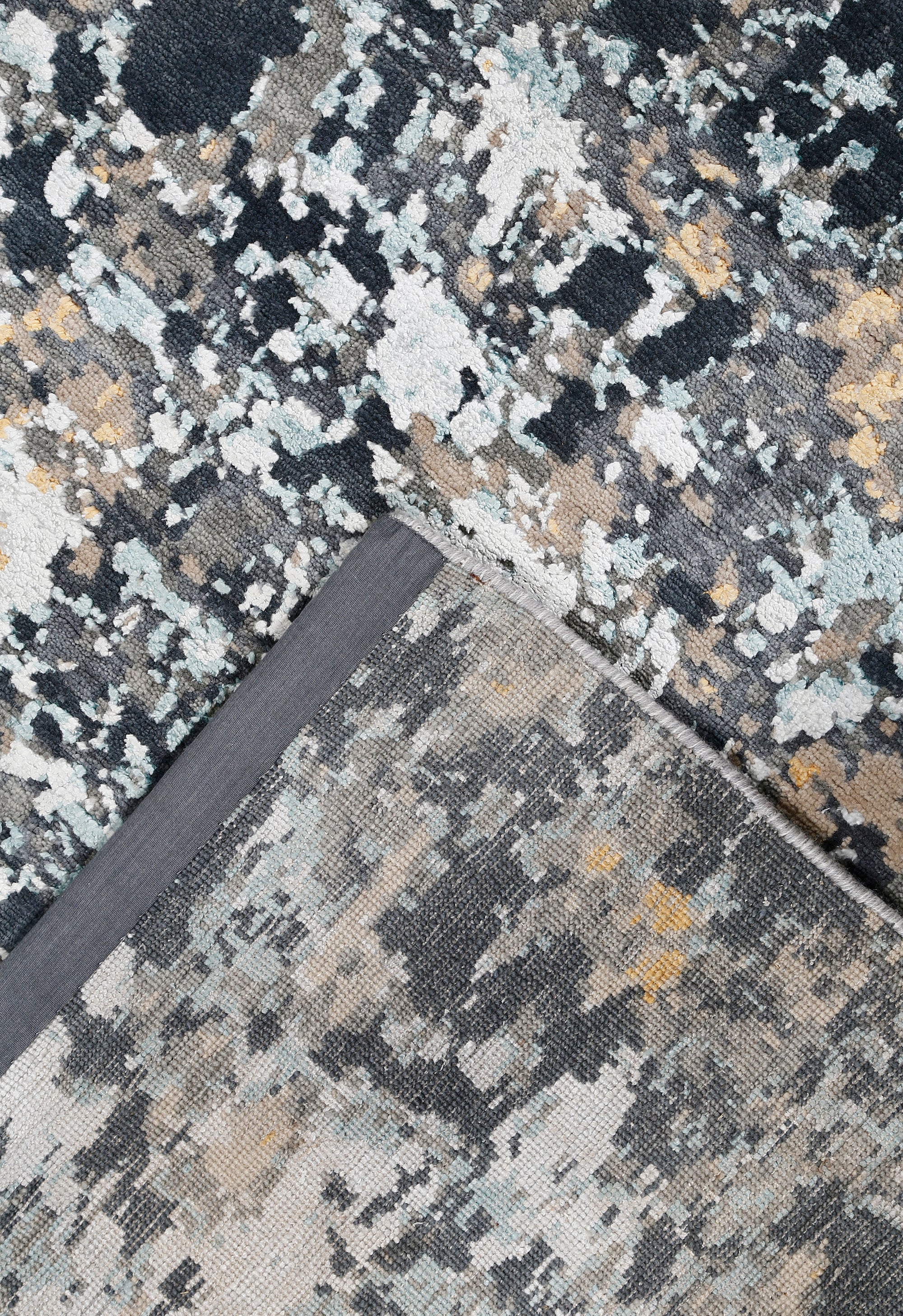 Gilded Ash Rug