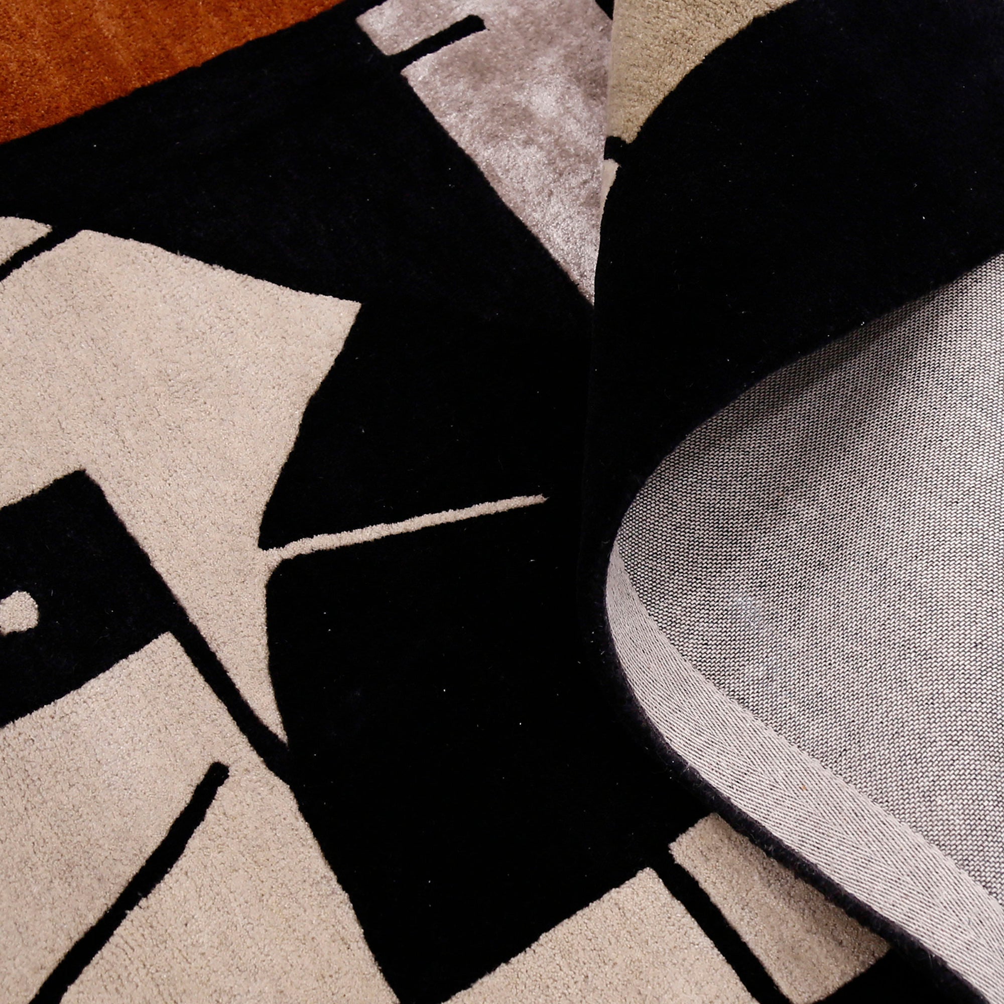 Abstract Cubist Animal Hand Tufted Wool Viscose Wall Rug
