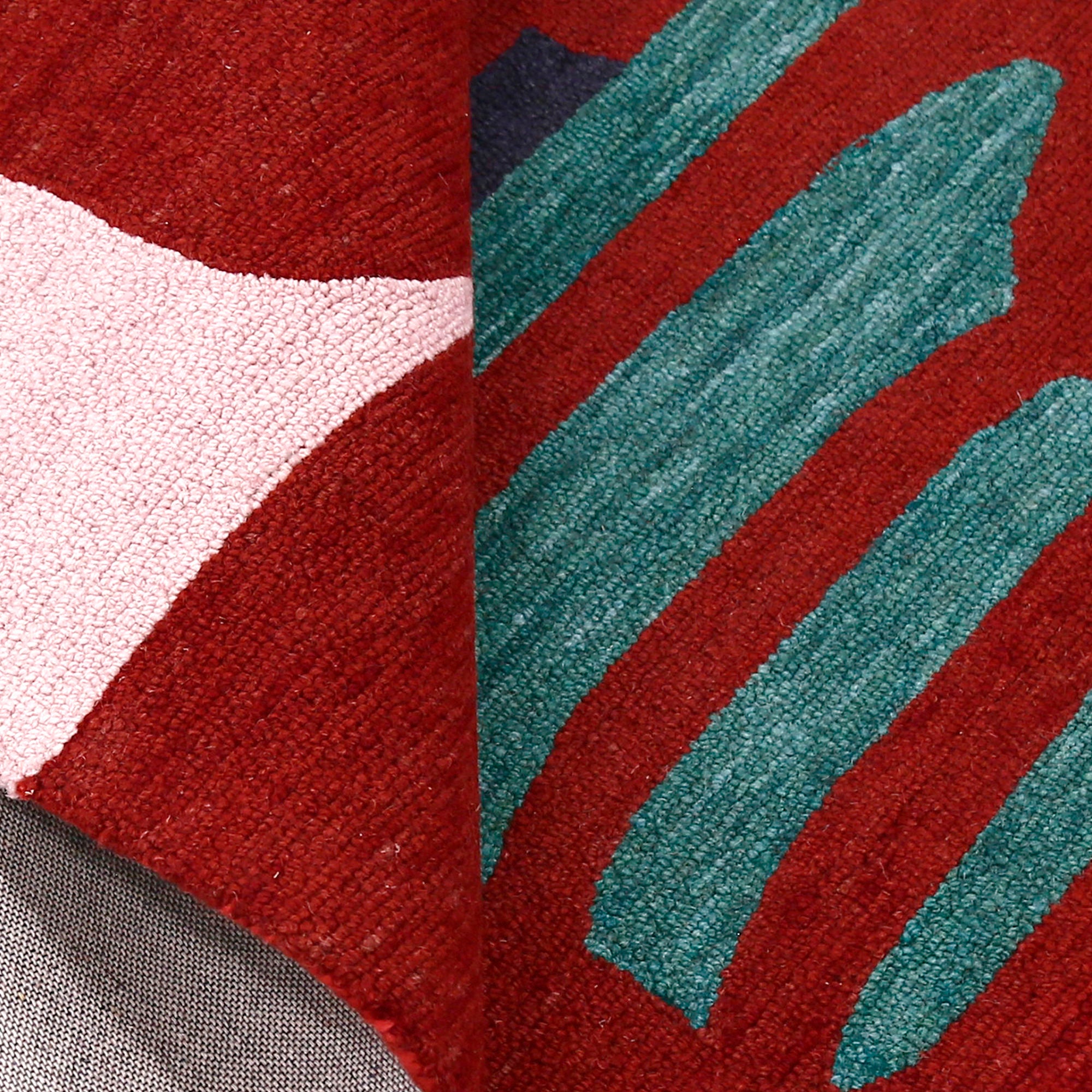 Abstract Lady Hat Hand Tufted Wool Wall Rug