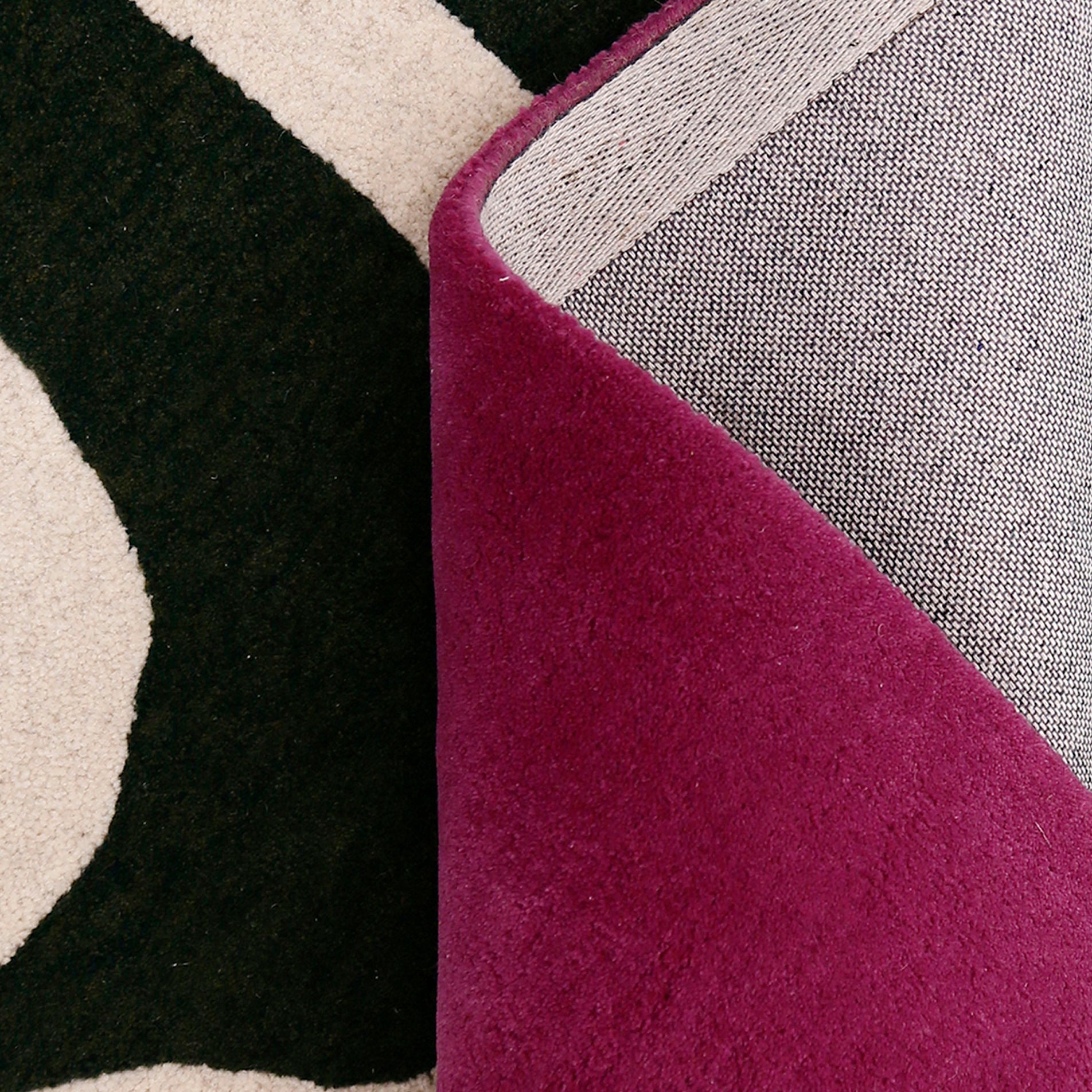 Abstract Fashion Lady Hand Tufted Wool Wall Rug