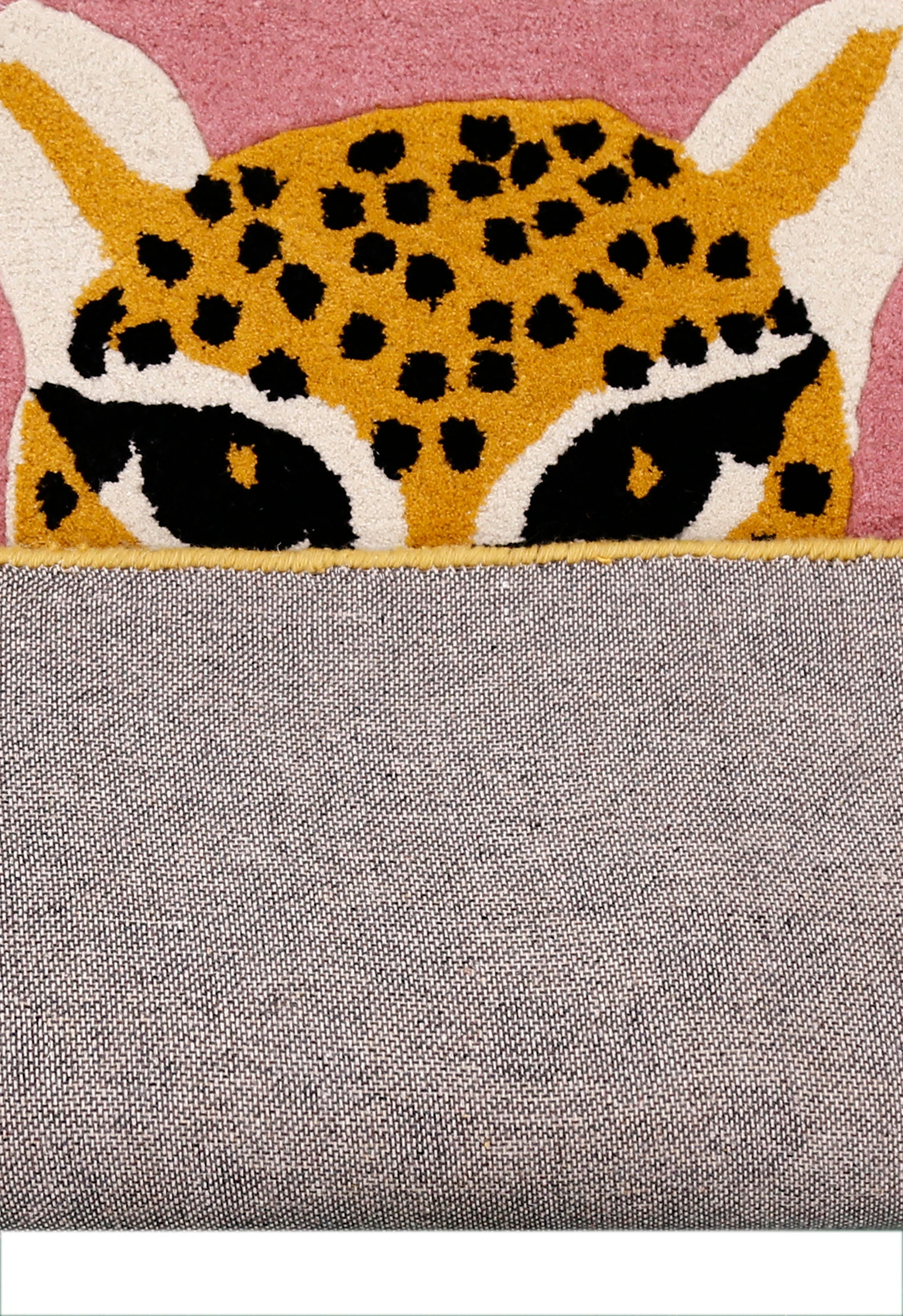 Savannah Stare