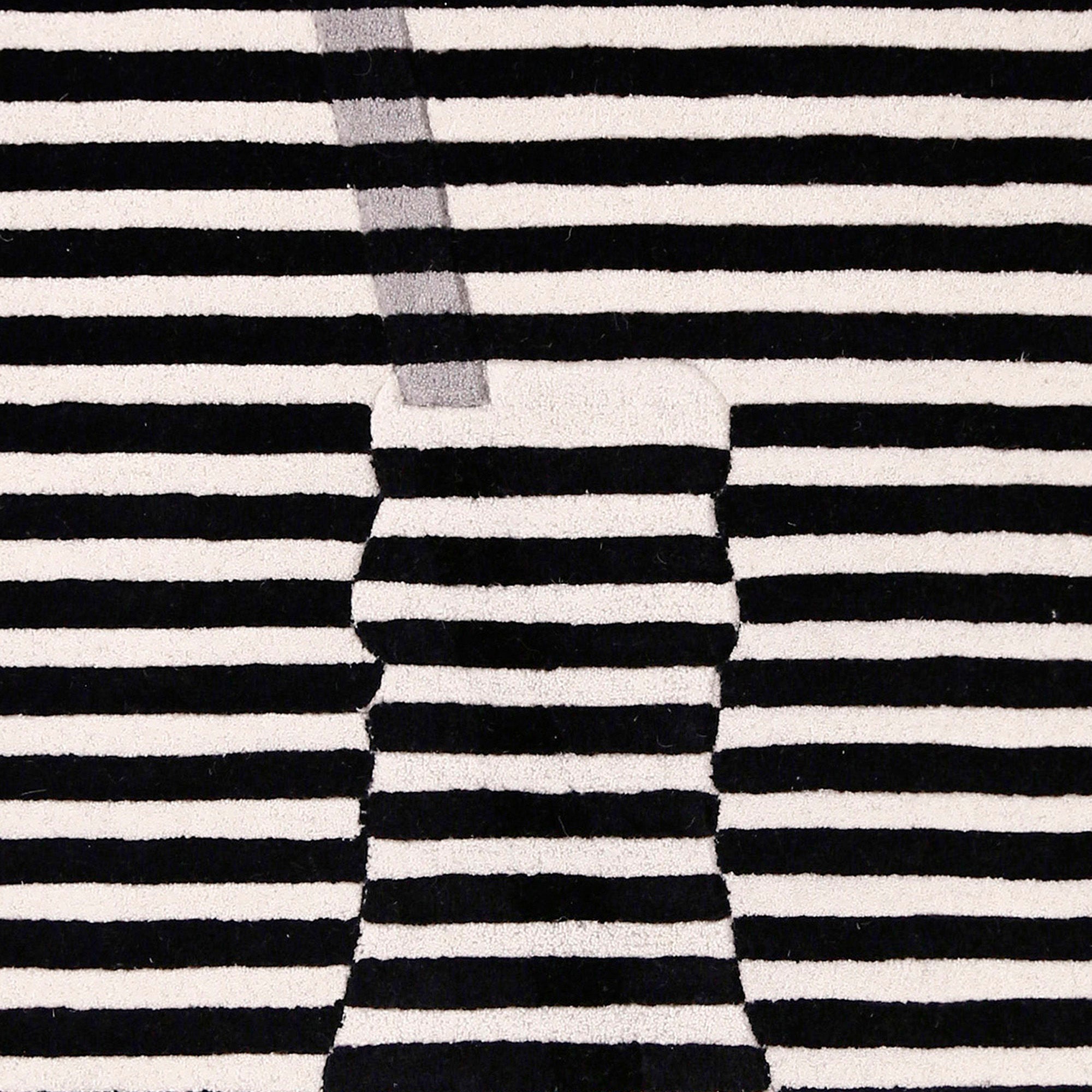 Grey Accent Striped Vase Hand Tufted Wool Wall Rug