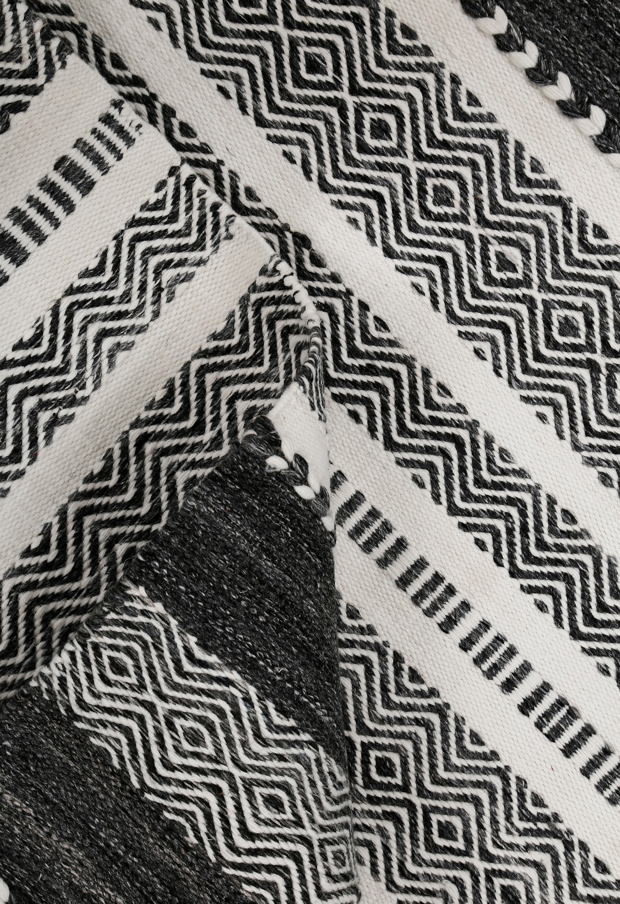 Khushi-Living-Rugs-Carpet-Durrie