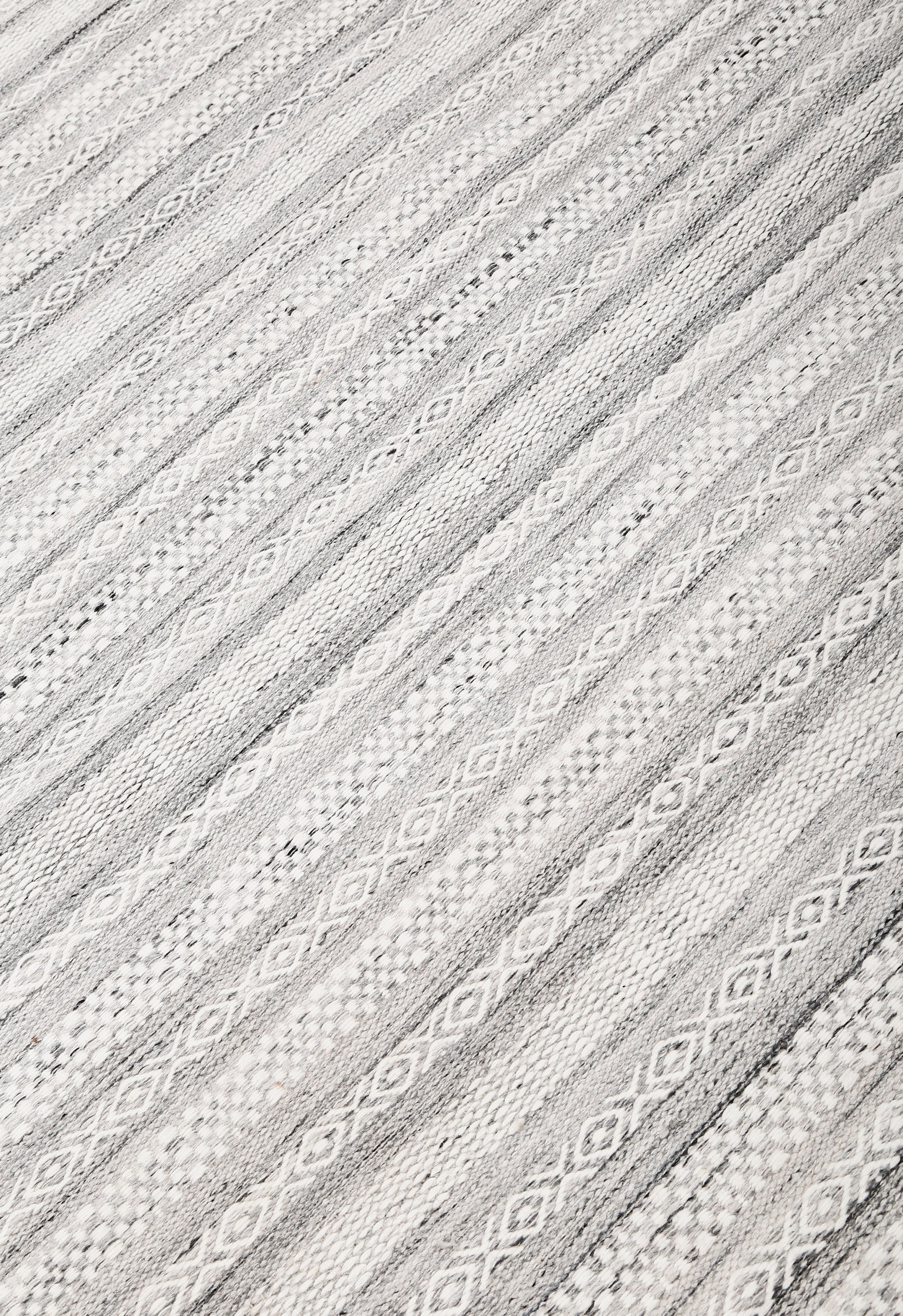 Khushi-Living-Rugs-Carpet-Durrie