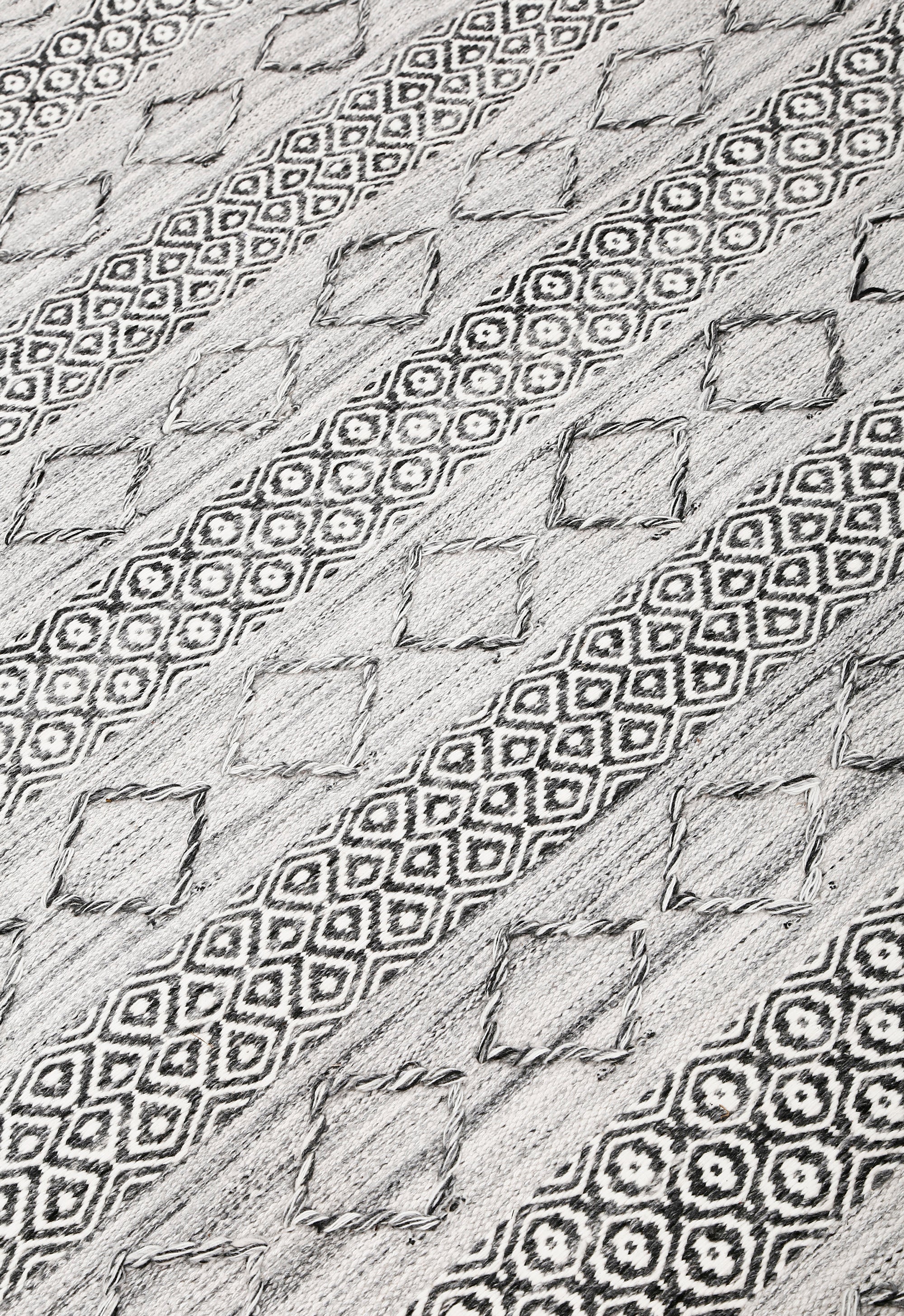Khushi-Living-Rugs-Carpet-Durrie