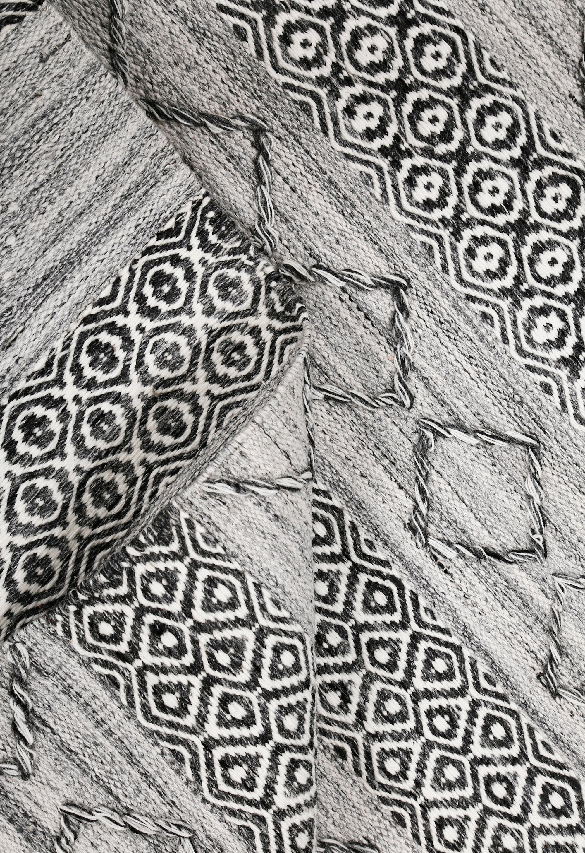 Khushi-Living-Rugs-Carpet-Durrie