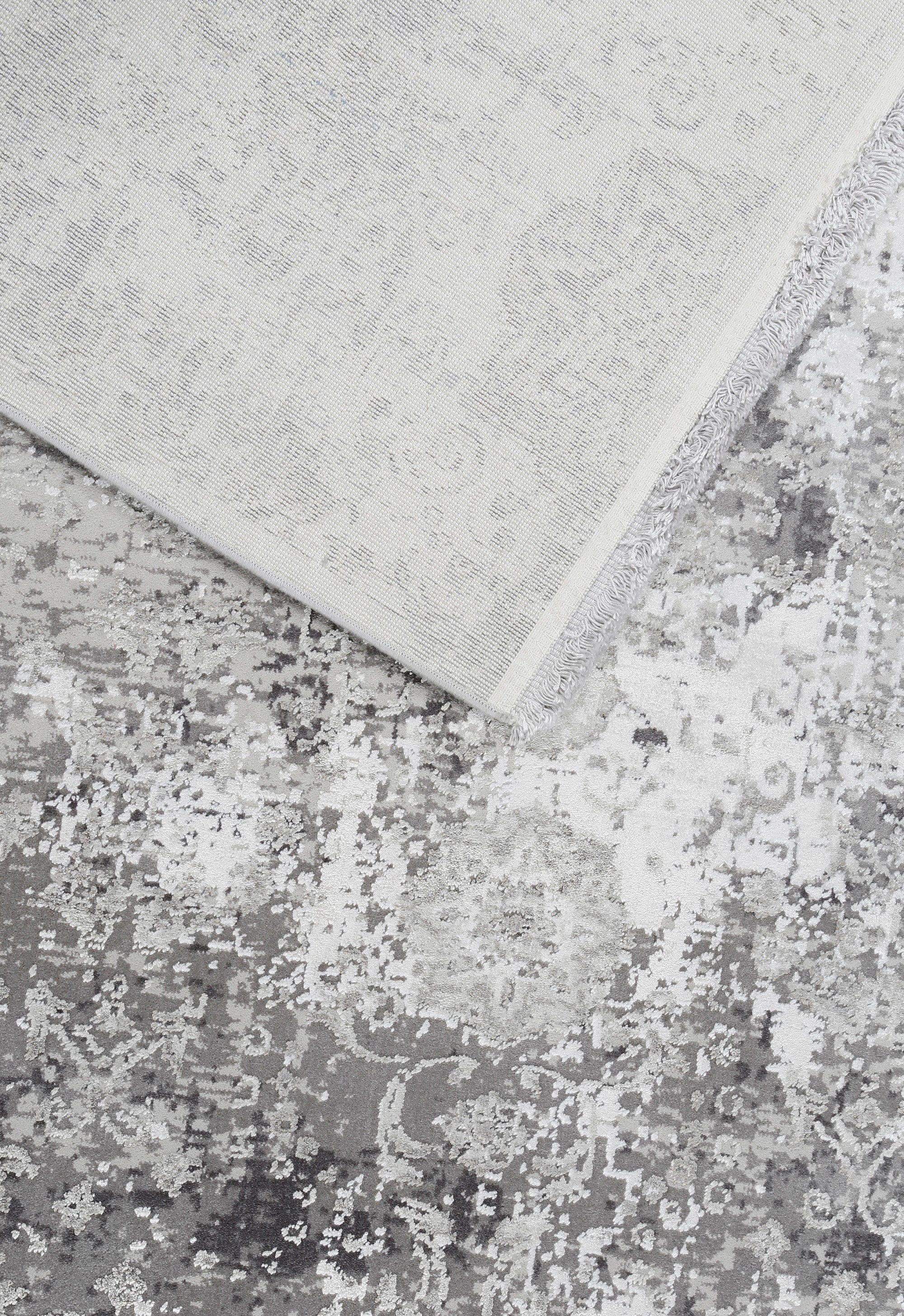 Foggy Lace