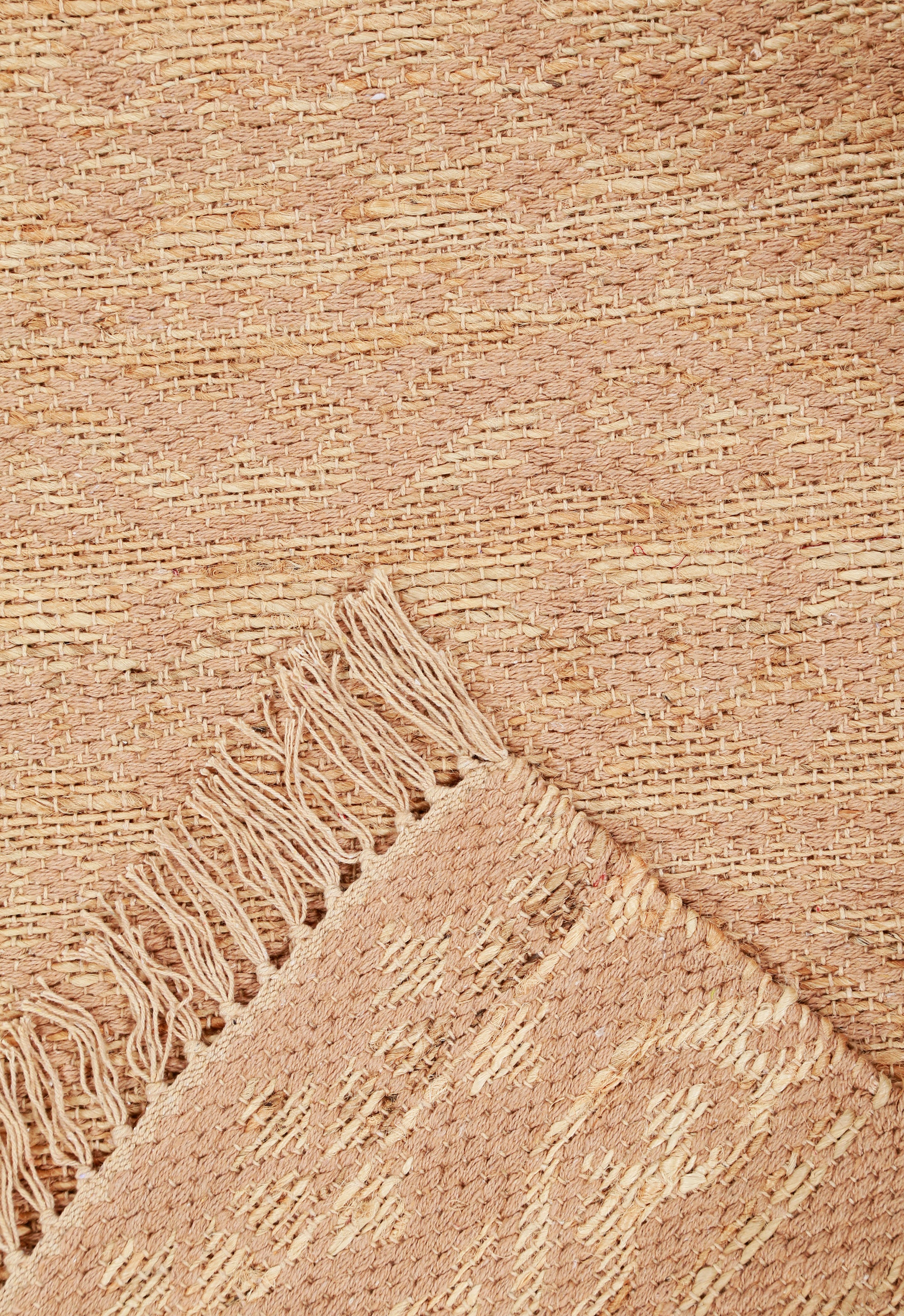 Peach Vine Runner
