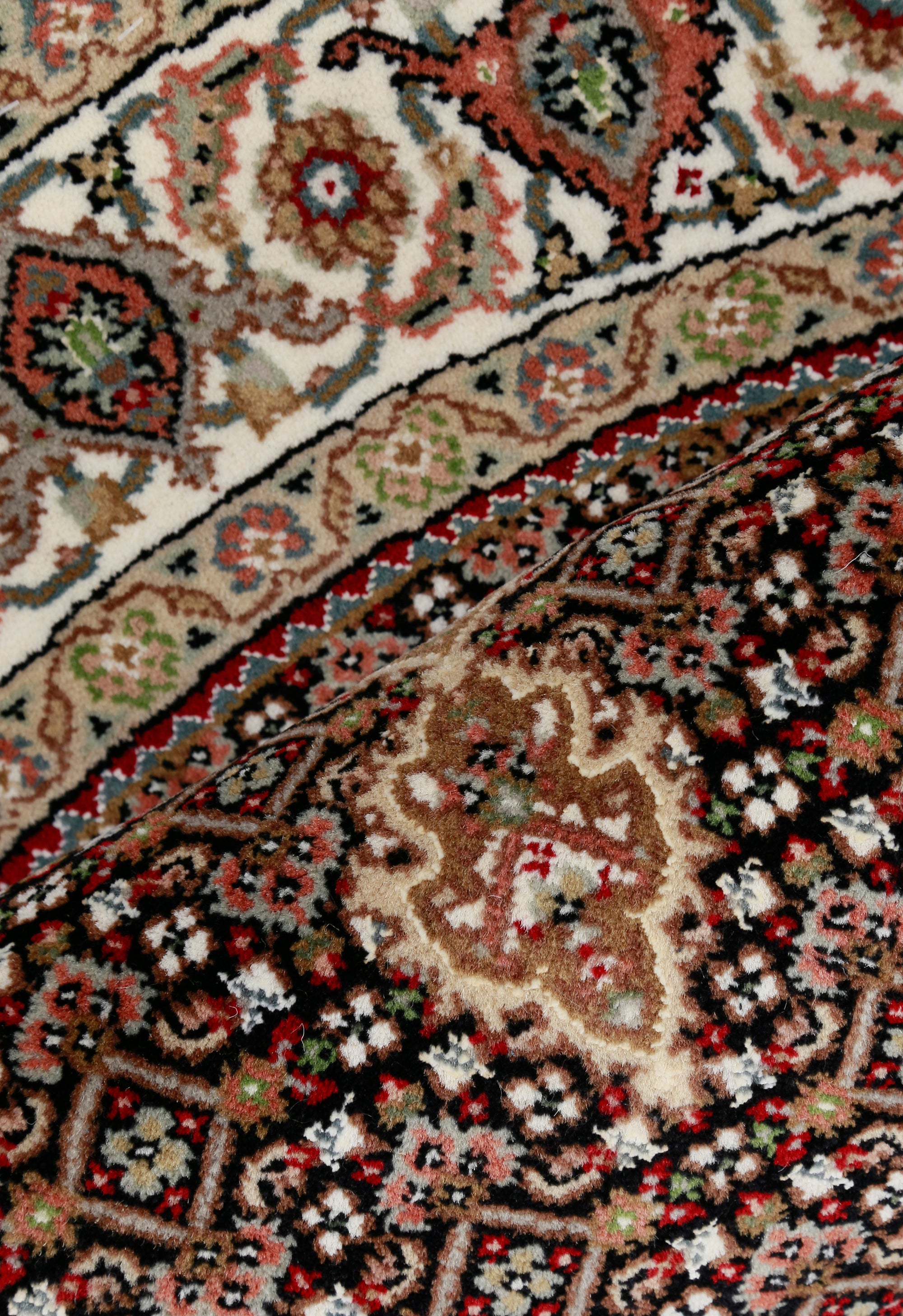 Khushi-Living-Carpet-Hand-Knotted-Traditional