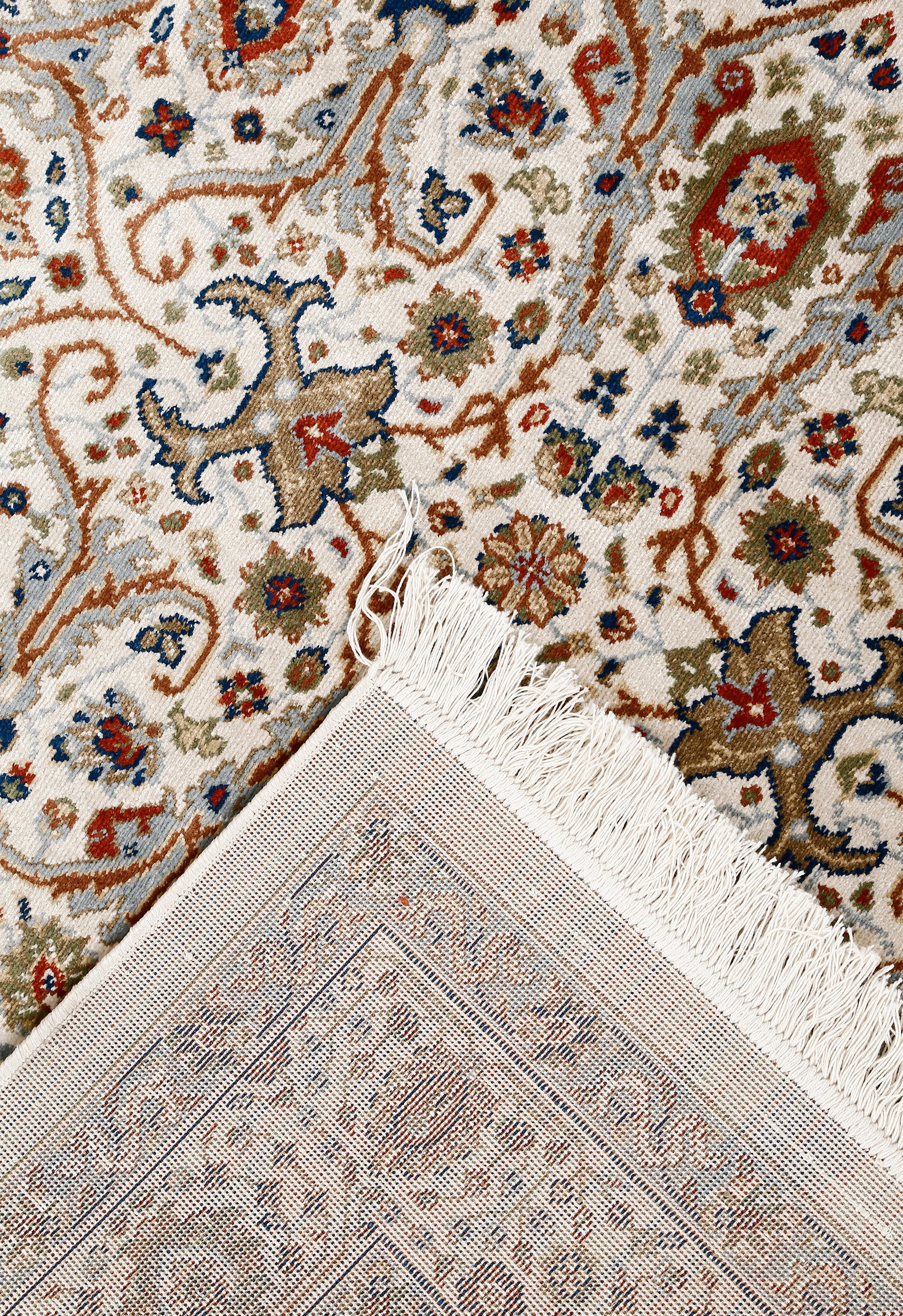 Elegant Floral Rug