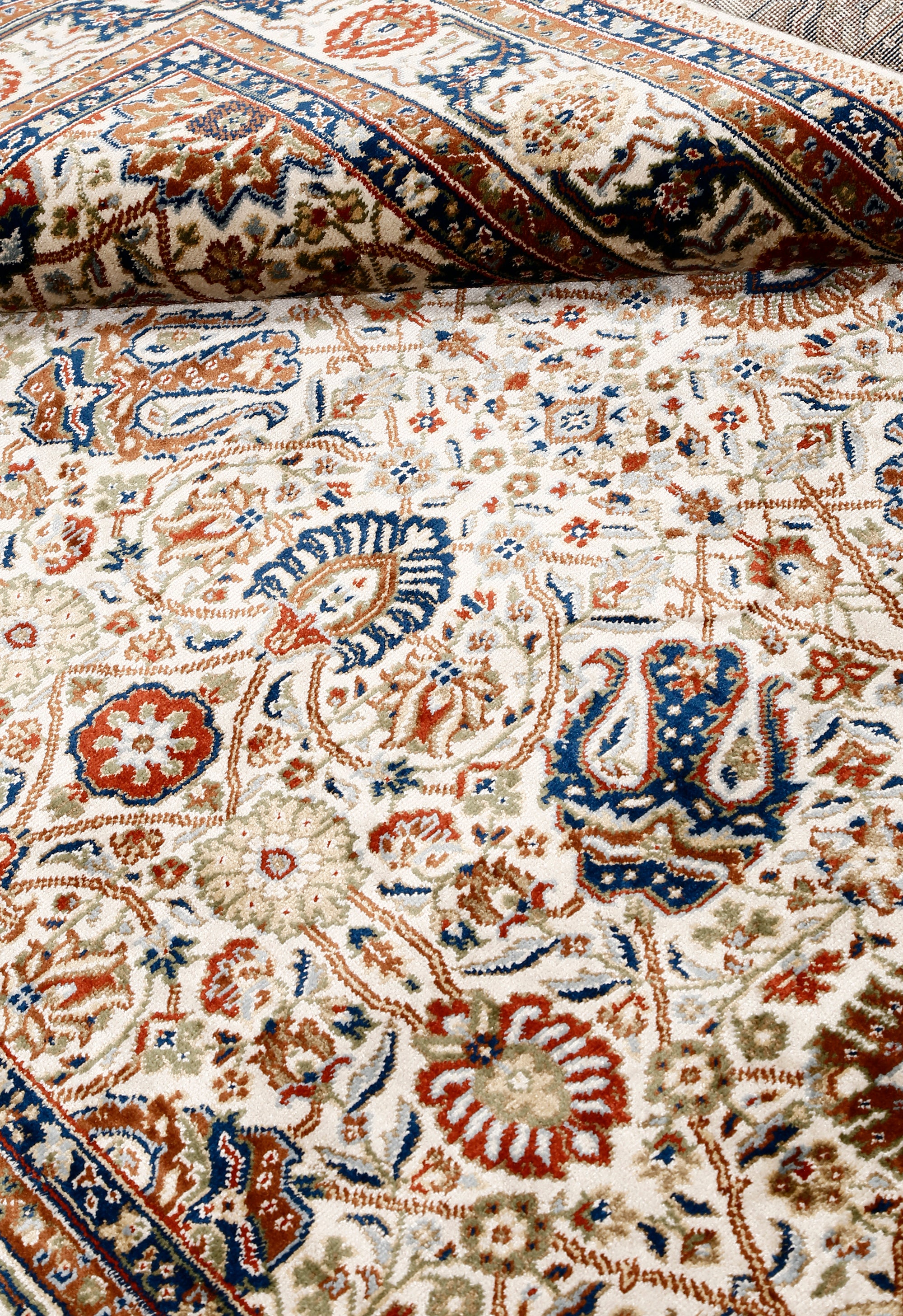 Heritage Ivory Area Rug