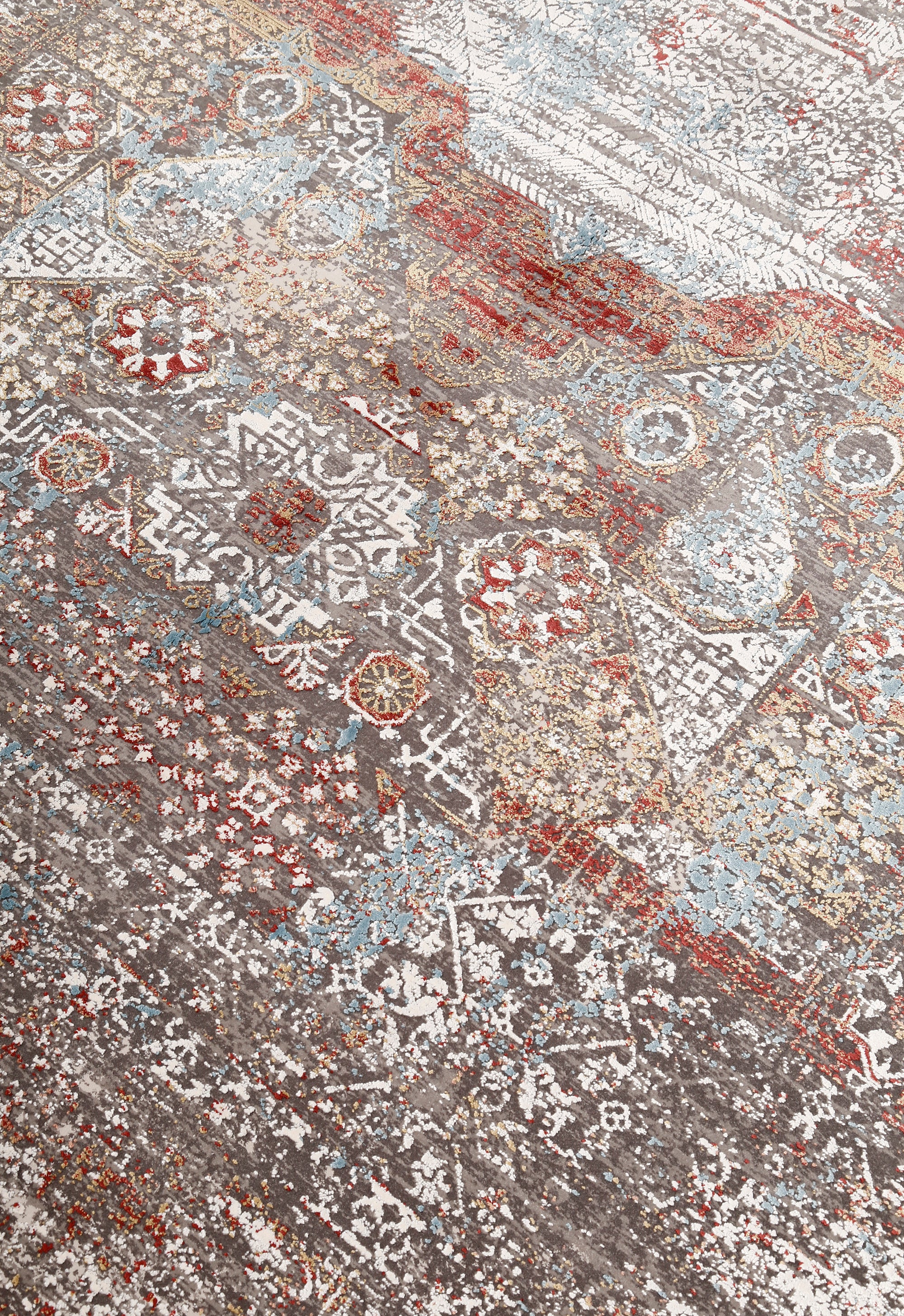 Rust Distressed Medallion Rug