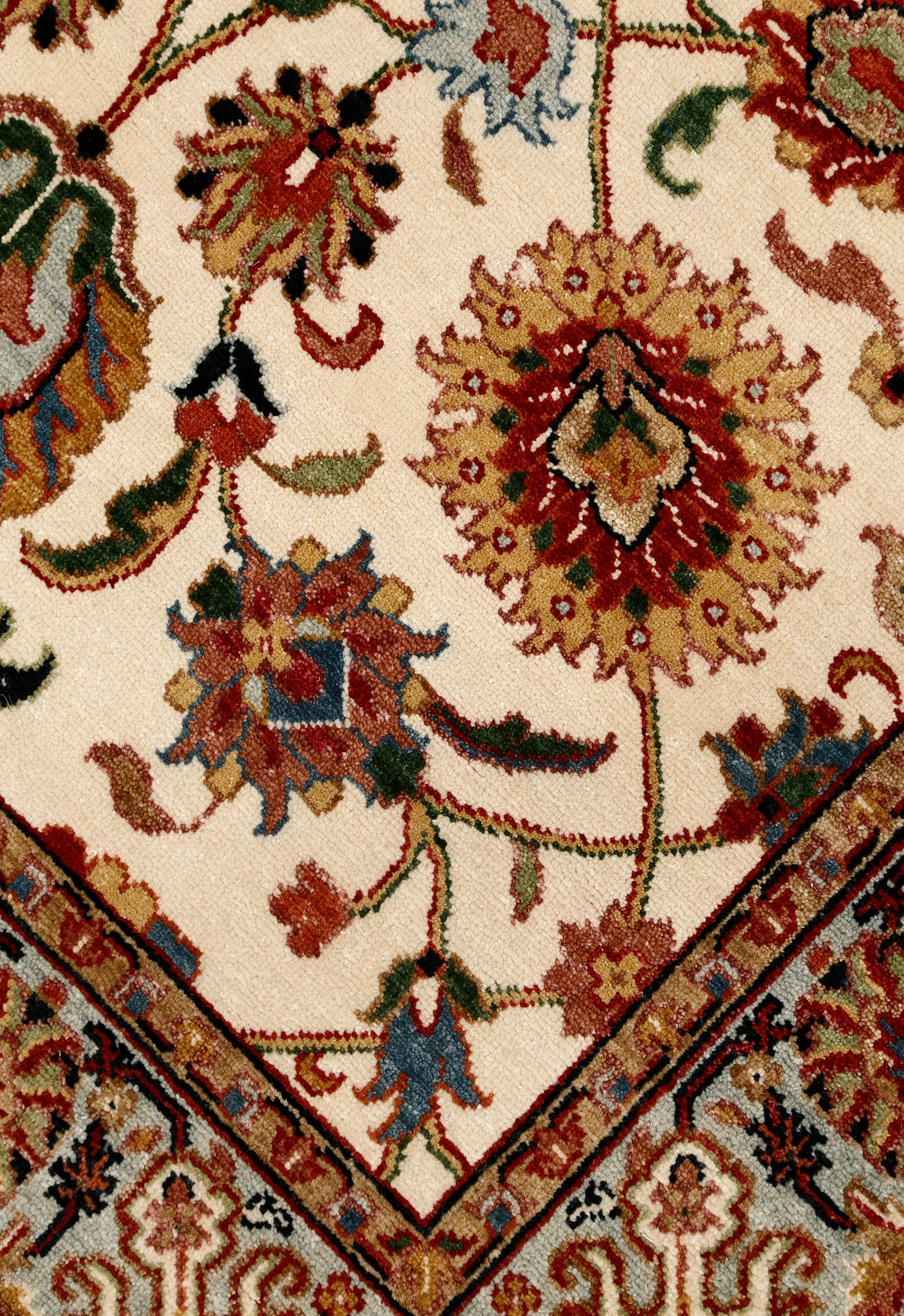 Khushi-Living-Carpet-Rugs-Hand-Knotted-Traditional