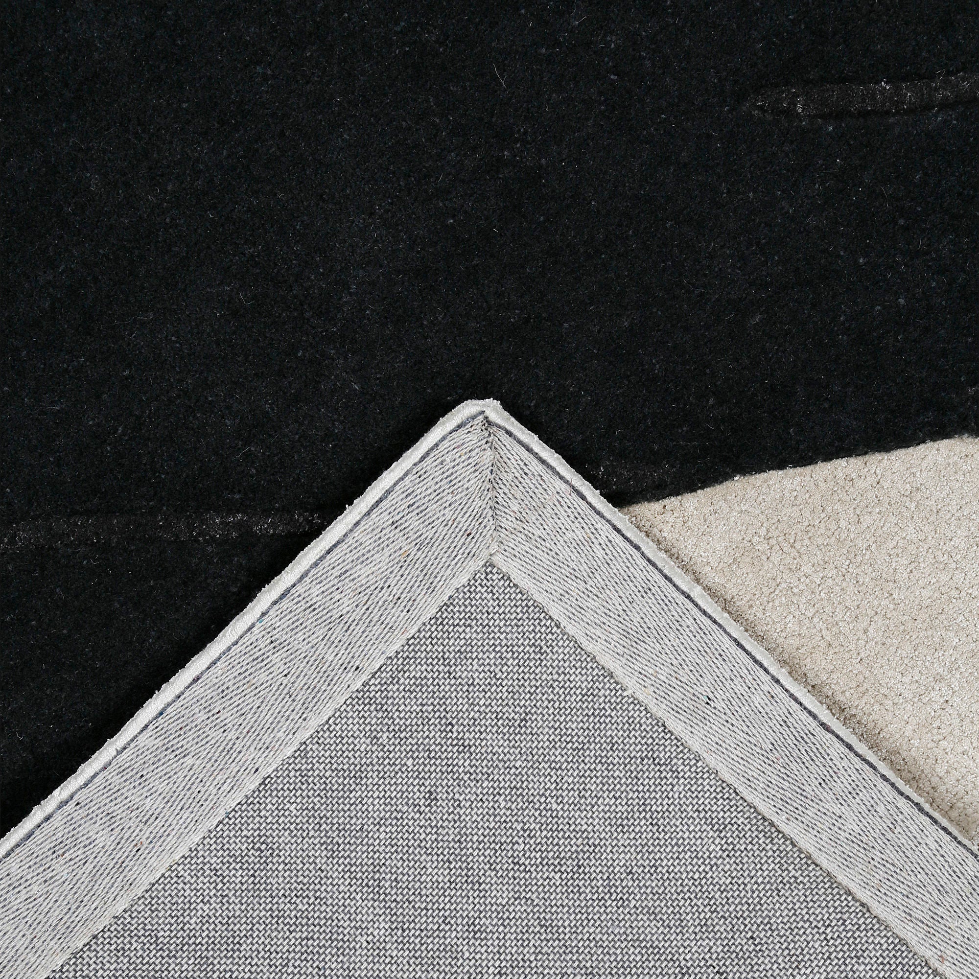 Black Shark Hand Tufted Wool Wall Rug