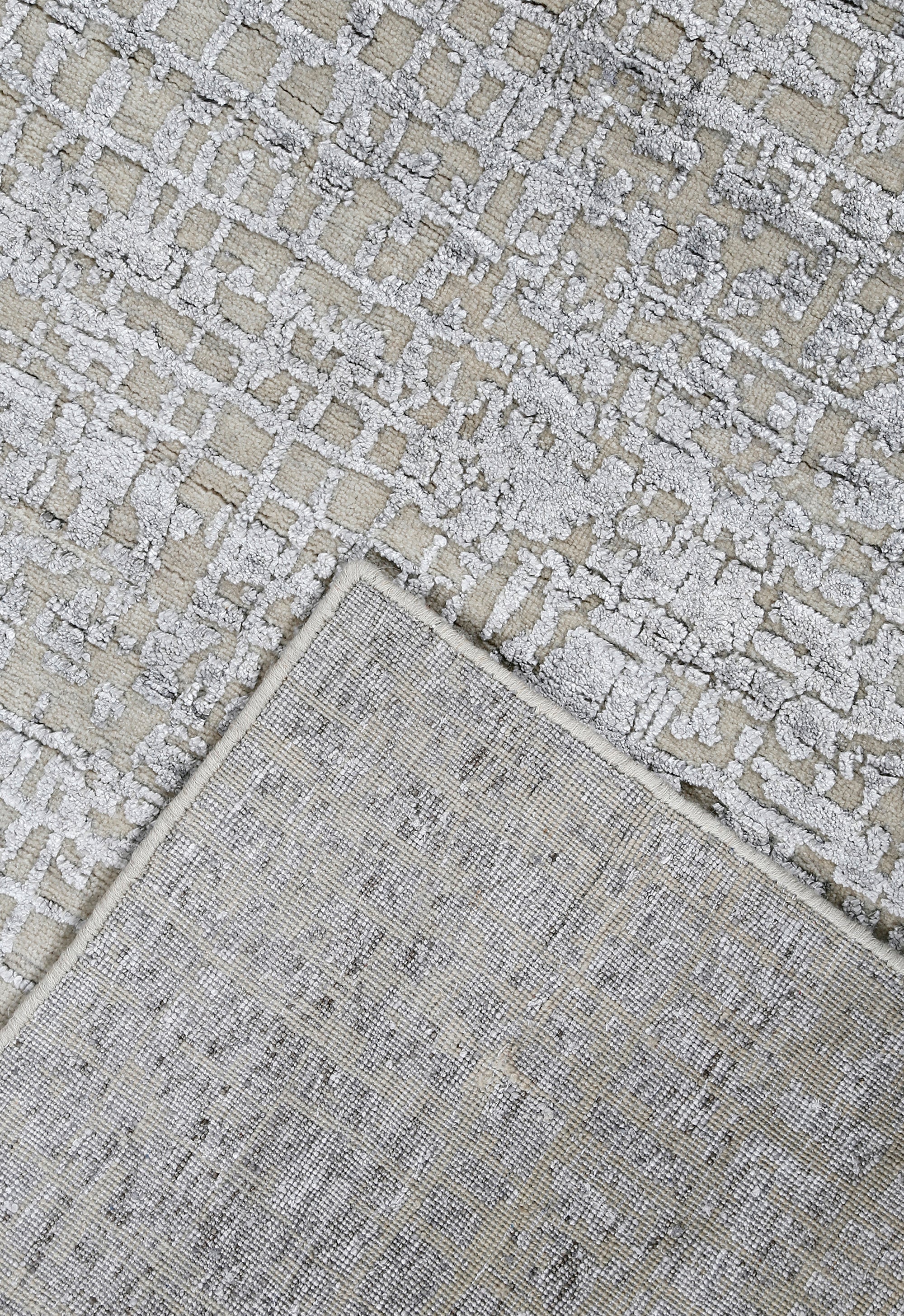 Ivory Mosaic Mist