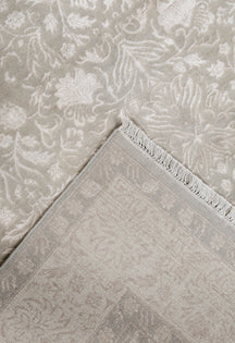 Champagne Scroll