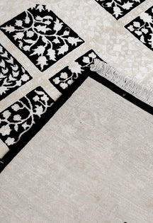 Noir Tile Symphony