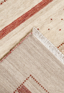 Ivory Ember Loom