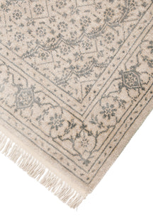 Pearl Mist Medallion