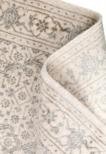 Pearl Mist Medallion
