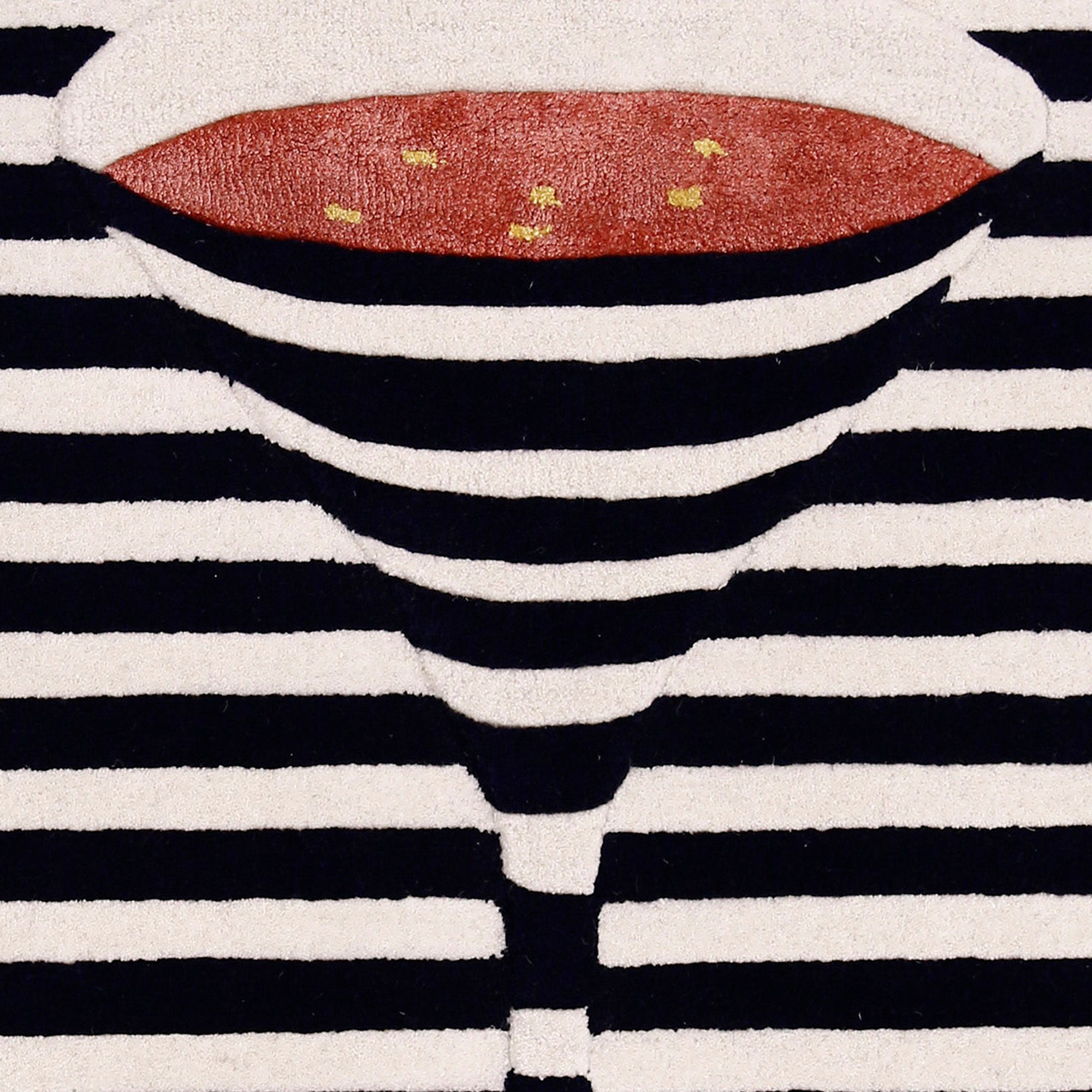 Red Cocktail Glass Hand Tufted Wool Viscose Wall Rug