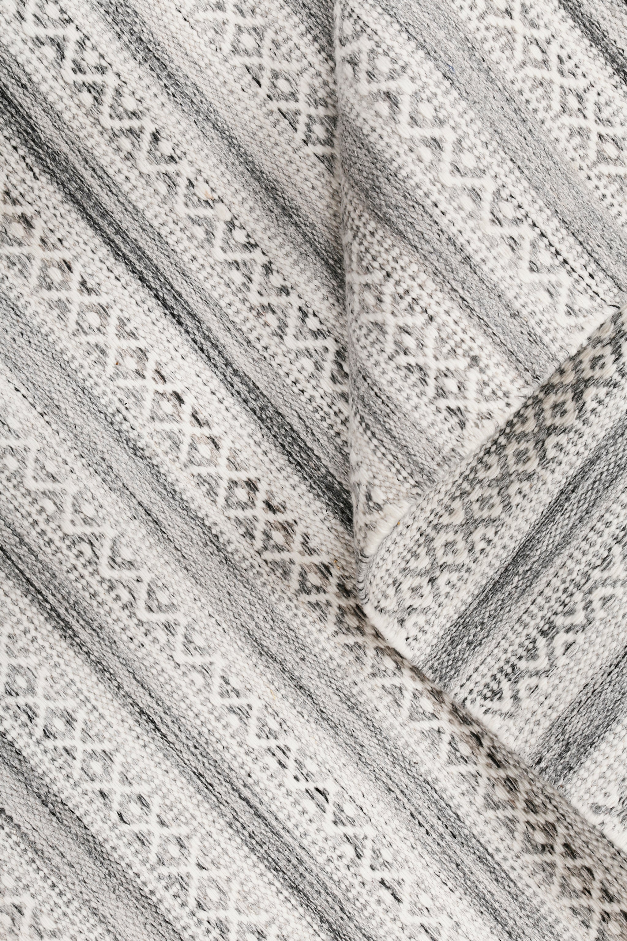 Khushi-Living-Rugs-Carpet-Durrie