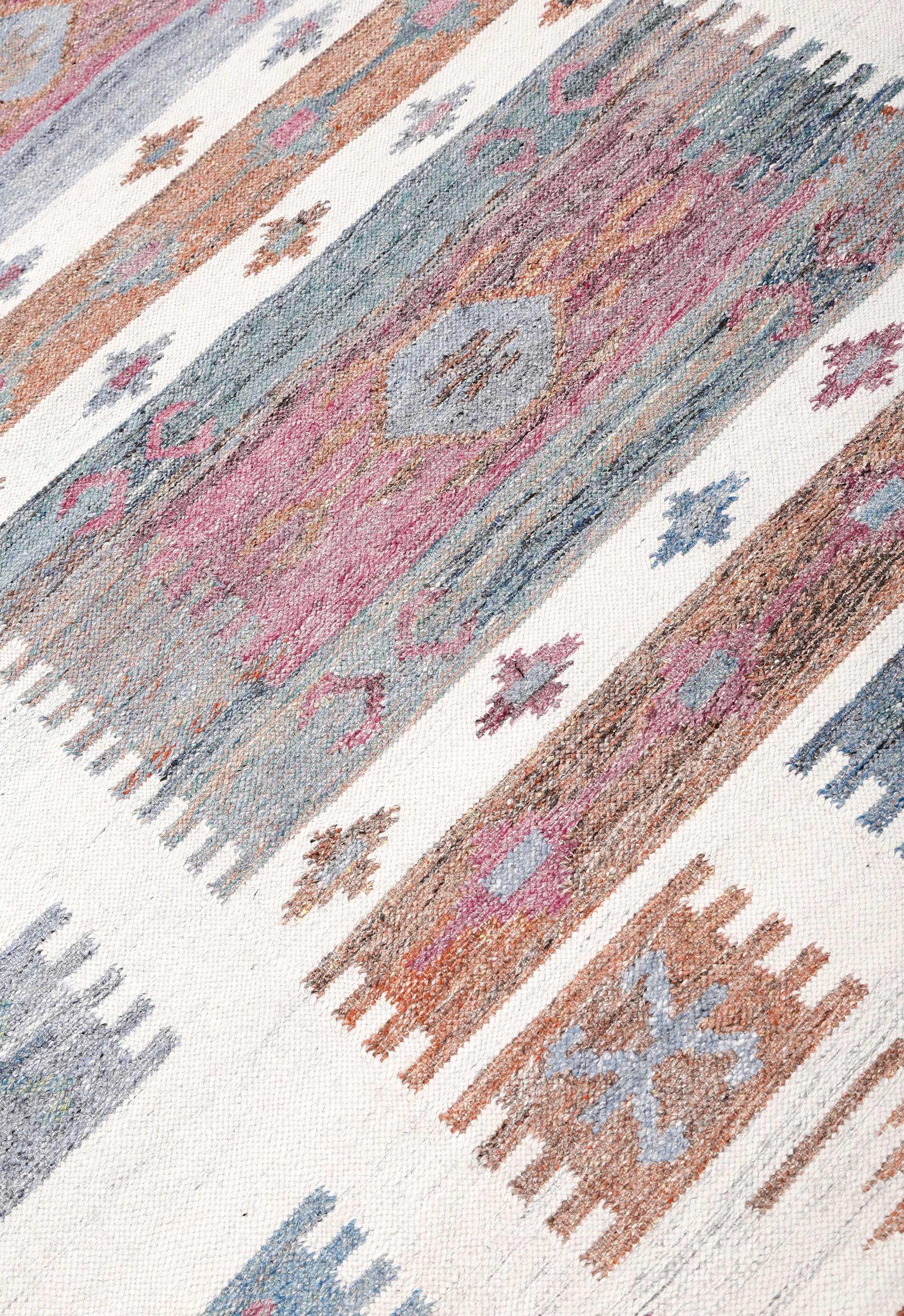 Khushi-Living-Rugs-Carpet-Durrie