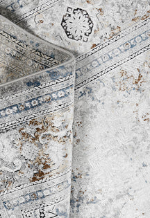 Frosted Courtyard Rug