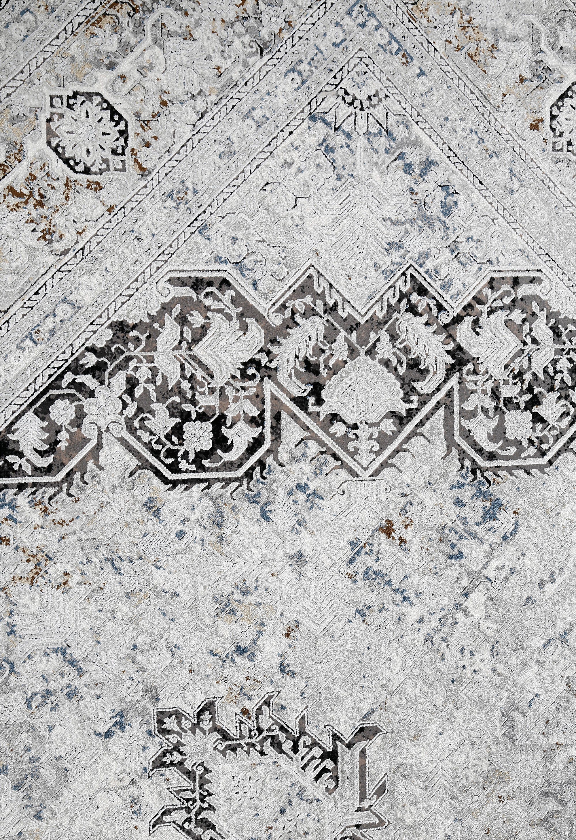 Frosted Courtyard Rug