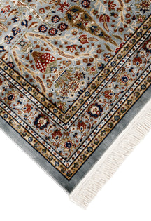 Classic Garden Motif Rug