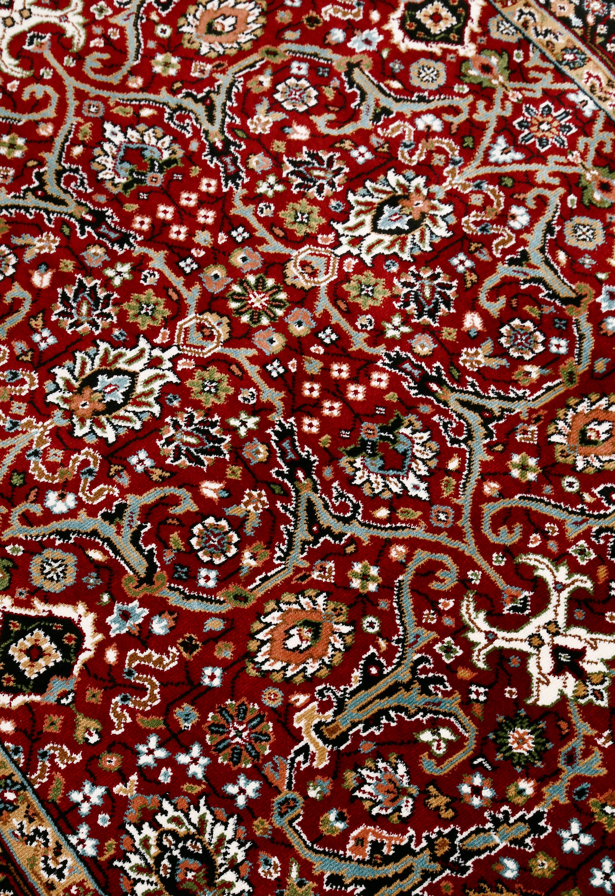 Classic Red Floral Rug