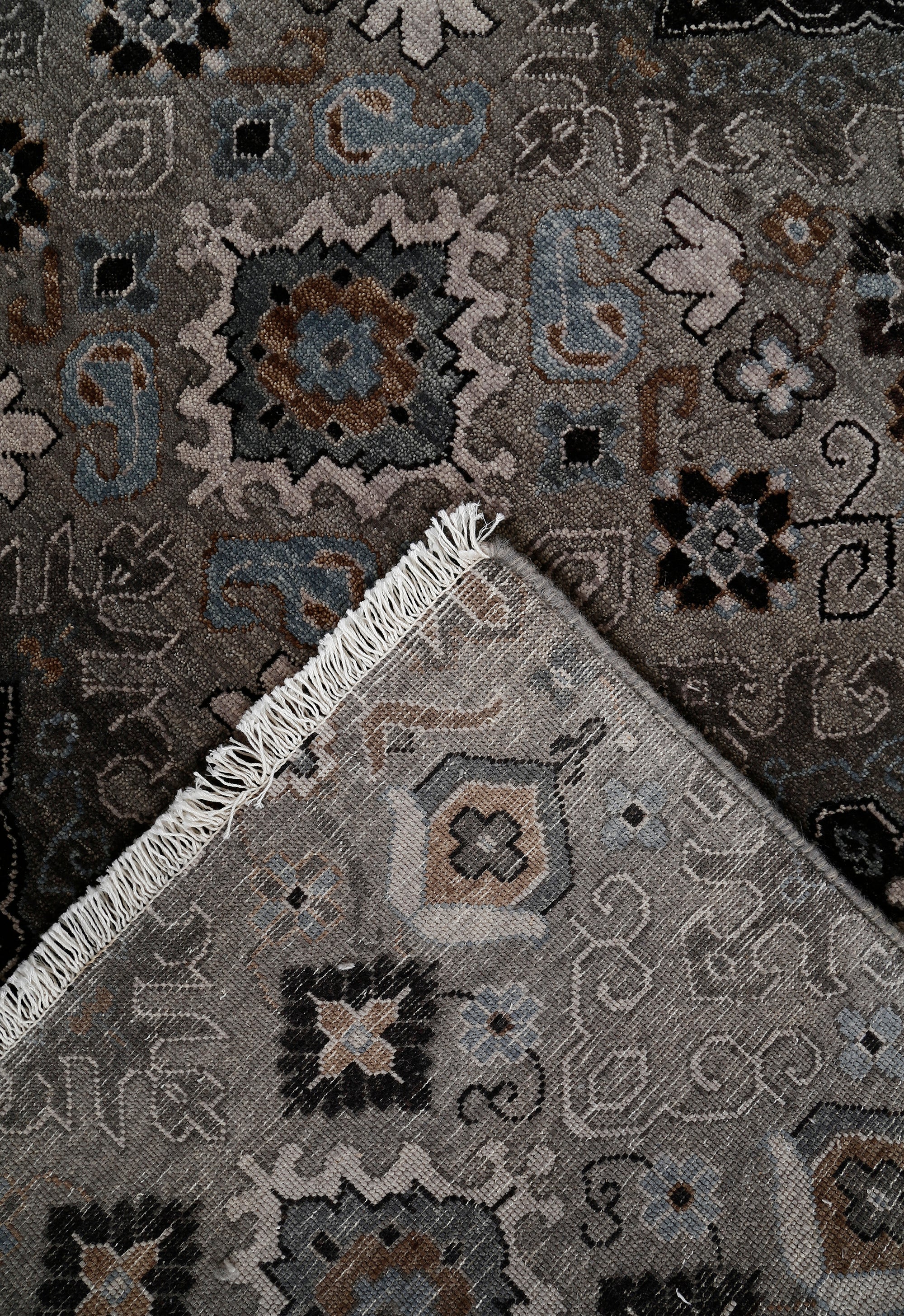 Khushi-Living-Carpet-Rugs-Hand-Knotted-Traditional