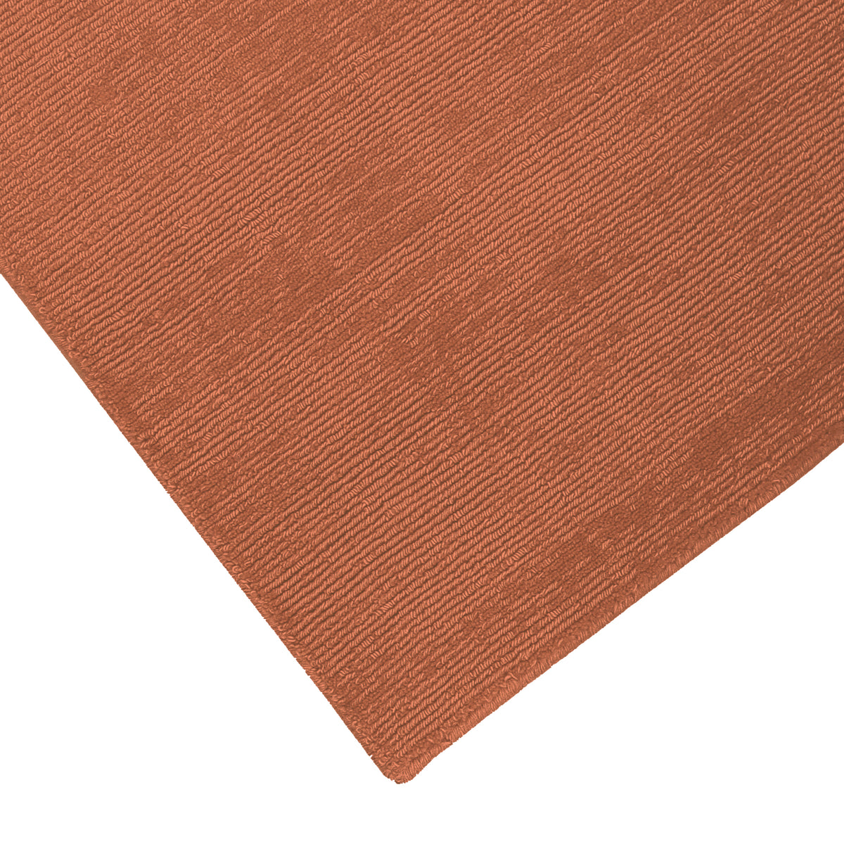 Corner and edge close-up of light pink Loom Lori wool runner rug highlighting its neat finishing, woven texture and refined 6–8 mm pile.